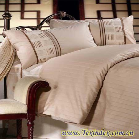 �P�Ҵ�������סŮ���_��