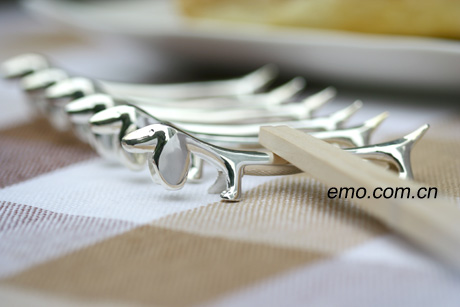 ��y������ܿɐ�(��i)�o(w��)��