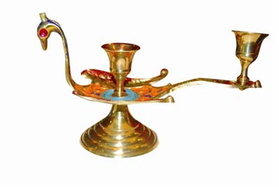 ���r�w򞮐���L(f��ng)��ļҾ��Ʒ