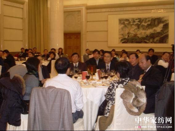 �{���Ҽ�ƽ����Ʒ����ӑ��(hu�� )�e��