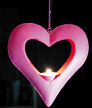 �Q�����K�Ҿ��Ʒ����(d��ng)�T