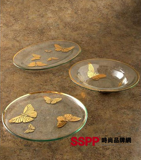 ��ʽ��ܰˮ���бP(p��n)��һ��