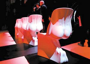 ��her������Ů�ԼҾ��L(f��ng)��