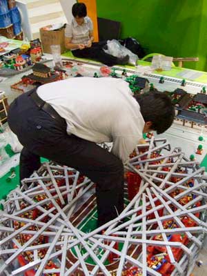 �������eľ��W�\��(ch��ng)�^