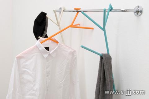 �L(f��ng)�ҚW�����¼܄�(chu��ng  )���OӋ