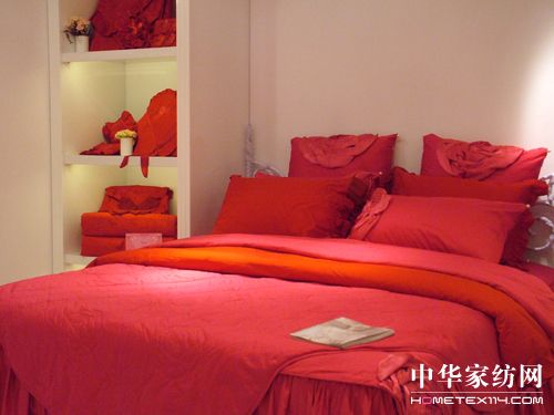 ��Ů�ݼҼ��Ϻ���(li��n)��ï���_(k��i)�I(y��)