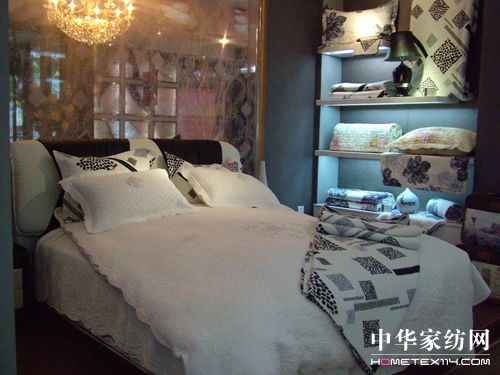 �㽭���Z�żҼ��e�kƷ�Ɔ���(d��ng)�xʽ