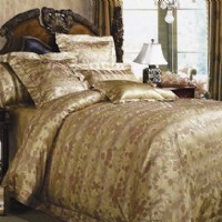 ���٠���