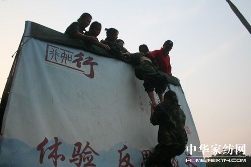 �����������۟��F�