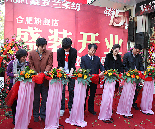 ���I(l��ng)show15�d����ҫ�]�ݡ�