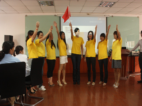 �Z�����׌��N(xi��o)�۾�Ӣ��Ӗ��(hu�� )¡���e��