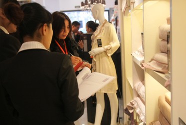 ���ռҼ�2012������Ʒ�Ϻ��l(f��)��