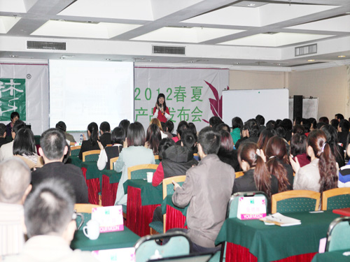 2012�h��(m��ng)�ҾӮa(ch��n)Ʒ������(hu�� )������_(k��i)