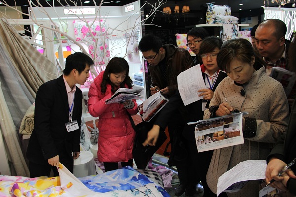 ���m2012������Ʒӆ؛��(hu�� )�T������