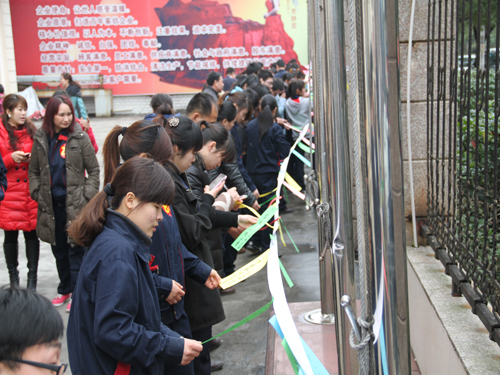 ʢ��F�e�kȤζ�\��(d��ng)��(hu�� )�c�������˹���