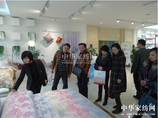 ���z�Ҽ�2012�������̕�(hu�� )�A�M(m��n)��Ļ