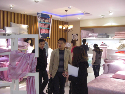 ��ϲ�B(ni��o)�Ҽ������A�Ҽ��W(w��ng)�ĸ��x��