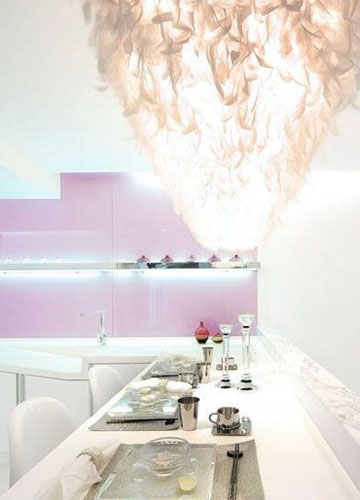 ��ɫ�{+���� �ɾ�ͨ͸���m�҈@