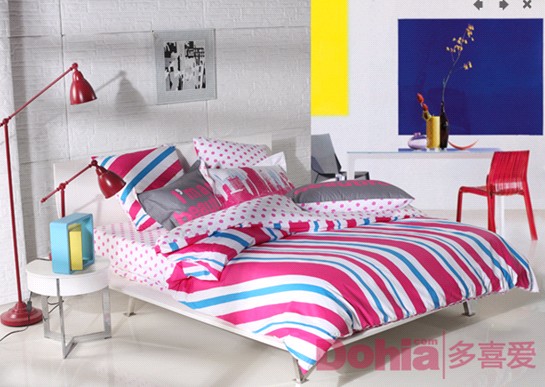 ��ϲ��(��i)�Ҽ����r(sh��)�мҾ����������D�����y