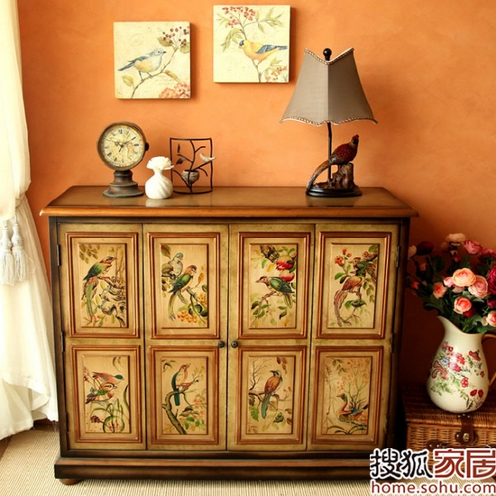 20��С�YŮ犐�(��i)�ļҾ���Ʒ���p(��)