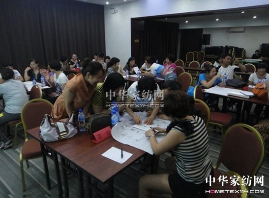 ���z�Ҽ��|���ÈF��Ӣ��Ӗ��(hu�� )�A�M(m��n)��Ļ