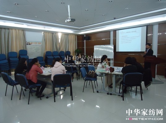 ���z�µ���Ӗ��(hu�� )�c������Ȼ����