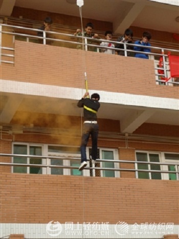 Ȫ�ݼ��b�W(xu��)Ժ�����ݾ��W(xu��)����������