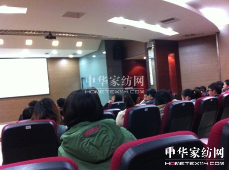 �{�z���T����Ӗ��ʽ����(d��ng)