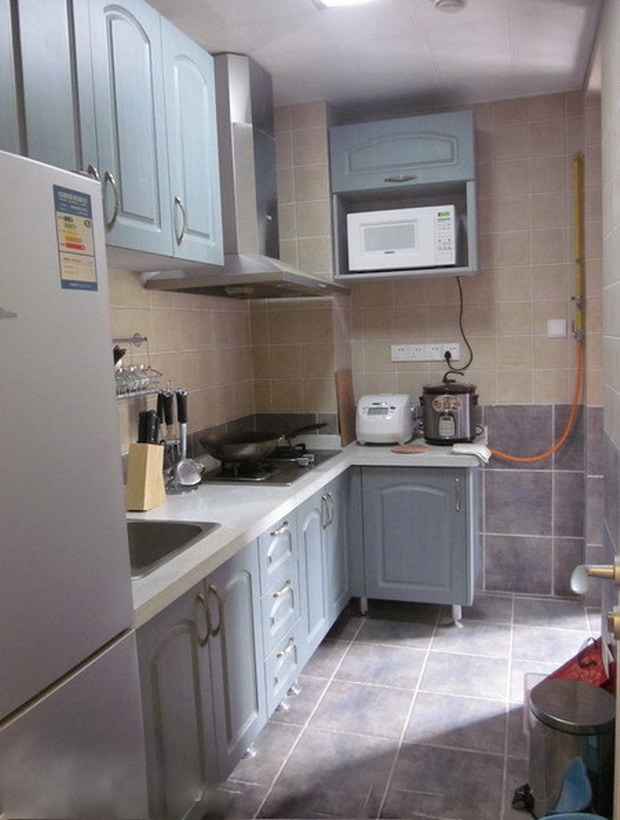 80ƽ������к����b