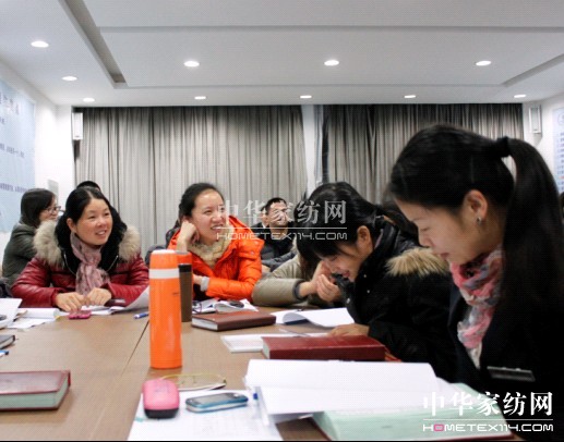 �Pʢ�Ҽ�����־ͬ���ϵĈF�