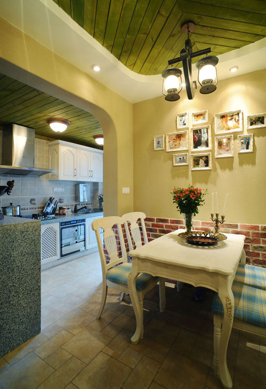 ���˵��к���������Ψ������L(f��ng)