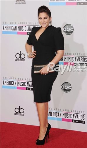 ����Ƚ��ٸ�Ь��Ȼ�߼t