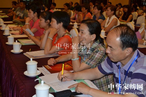 2013�|�����C�I(y��ng)�N(xi��o)���(hu�� )¡�����_(k��i)