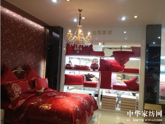 �{�����ݵ؅^��18�Ҍ�(zhu��n)�u(m��i)��ʢ���_(k��i)�I(y��)