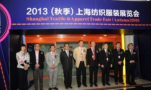 2013�Ϻ��������b�＾չ���D����硱����