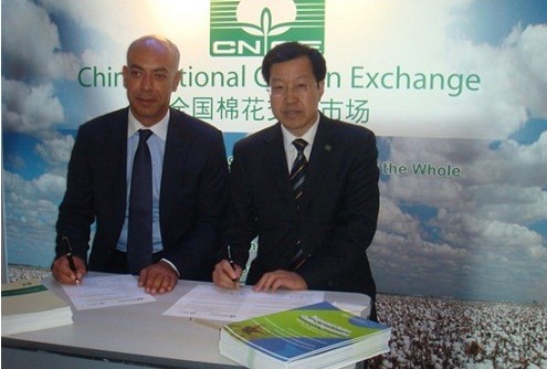 ���H�޻��f(xi��)��(hu�� )2013���(hu�� )��Ӣ�����������_(k��i)