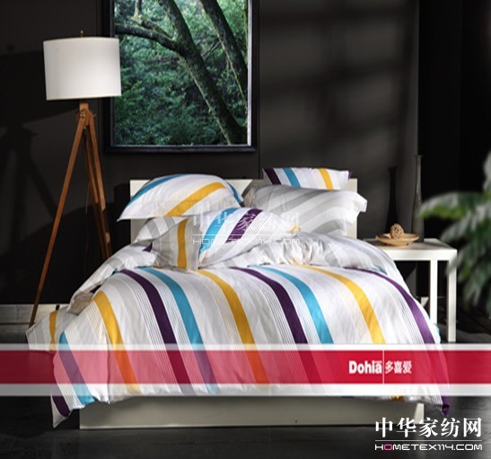 ��ϲ��(��i):�ԕr(sh��)��֮���۽���Ʒ�����L(f��ng)��