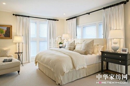 ��ɫ���{���ŕr(sh��)�д�Ʒ