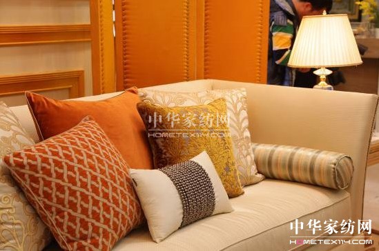 2014(��)���ڇ��H�Ҽ���ˇ�߼Ҿ��b�չ�A�M(m��n)�]Ļ