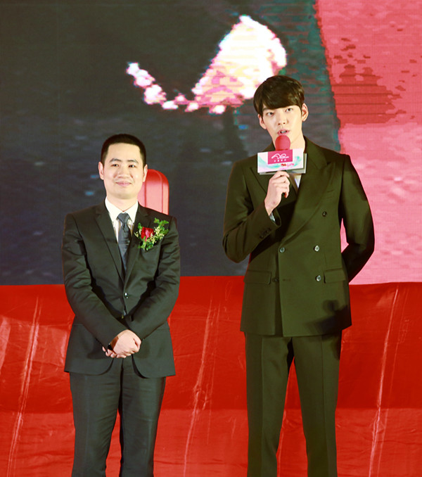 ������չ��ů�С��������ˮ�ǼҼ���ů����