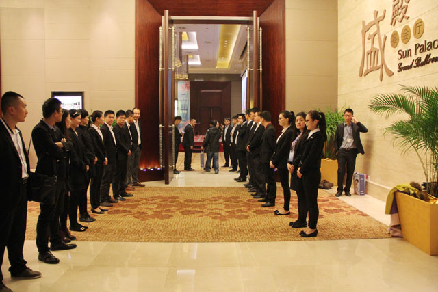 ���_�Ҽ�2015��������Ʒ�l(f��)����(hu�� )����ͨ�`����