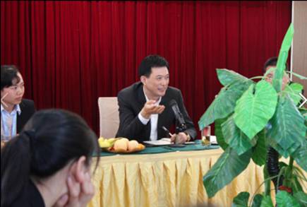 ���ˍu�Ҽ�2015������Ʒ�b�p��(hu�� )�߽�(j��ng)�N(xi��o)����Մ��(hu�� )�A�M(m��n)�Y����