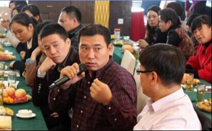 ���ˍu�Ҽ�2015������Ʒ�b�p��(hu�� )�߽�(j��ng)�N(xi��o)����Մ��(hu�� )�A�M(m��n)�Y����