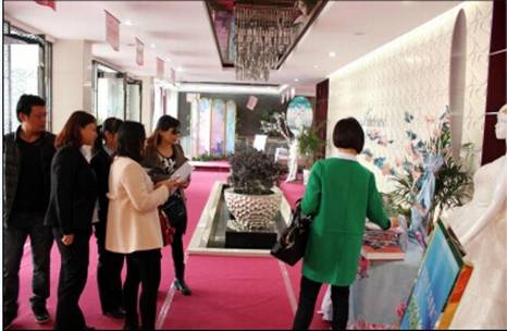 ���ˍu�Ҽ�2015������Ʒ�b�p��(hu�� )�߽�(j��ng)�N(xi��o)����Մ��(hu�� )�A�M(m��n)�Y����