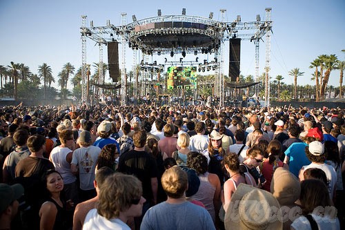 2015�x���M(j��n)��չ��ɫ�����(d��ng)���c(di��n)