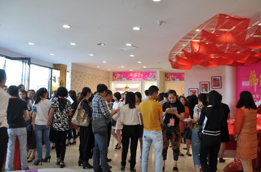 ���\�C�|�����|�����C�Ҽ�2015�ﶬ��Ʒ�l(f��)����(hu�� )���_(k��i)