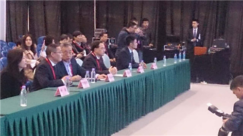 ��98�á���ᘕ�(hu�� )��ʢ�ųɶ� ��������