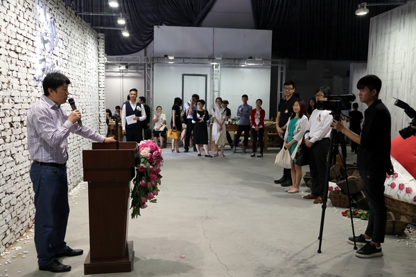 ���`����Ҋ(ji��n)����----FEELINGƷ�ưl(f��)����(hu�� )�ڱ���������Hˇ�g(sh��)�@�^�e��