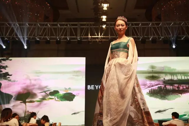 ����Ҽ������_����2017���Ķ�؛��(hu�� )�A�M(m��n)��Ļ