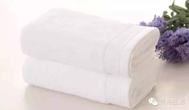 ��ԡ����Ƶ�Ĵ�����ë����ԡ���ʲô���ǰ�ɫ����